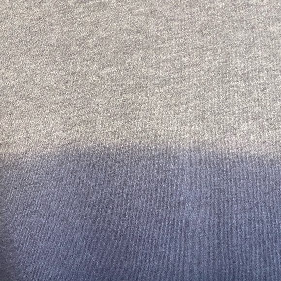 Gray and navy long sleeve T- shirt size 9-10 - Picture 4 of 5